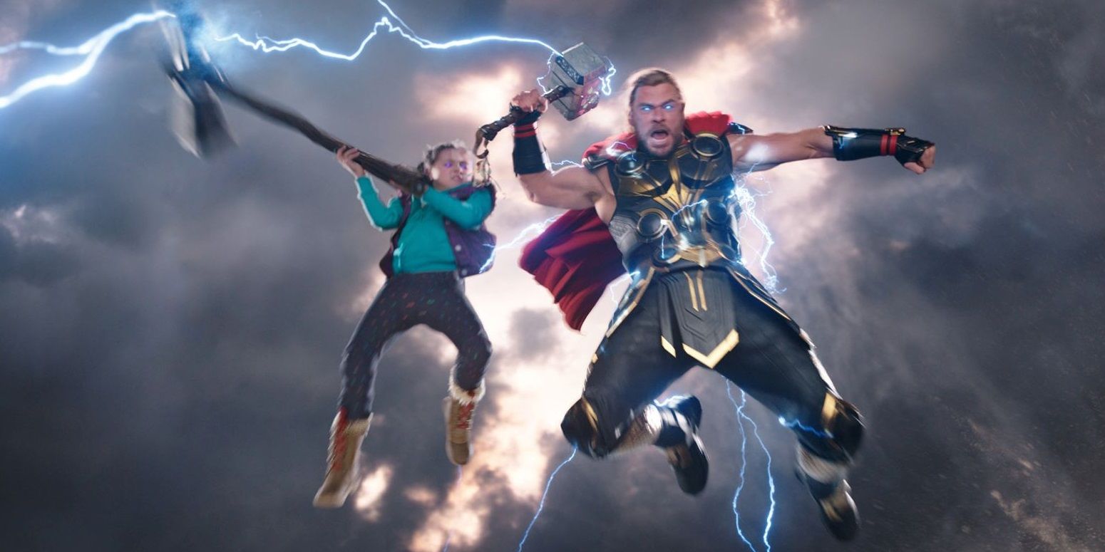 Thor-and-Love-spring-to-action-at-the-end-of-Thor-Love-and-Thunder-1