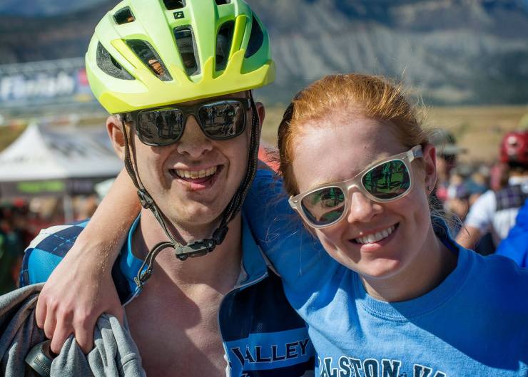 friendly smiling faces at a mountain bike event