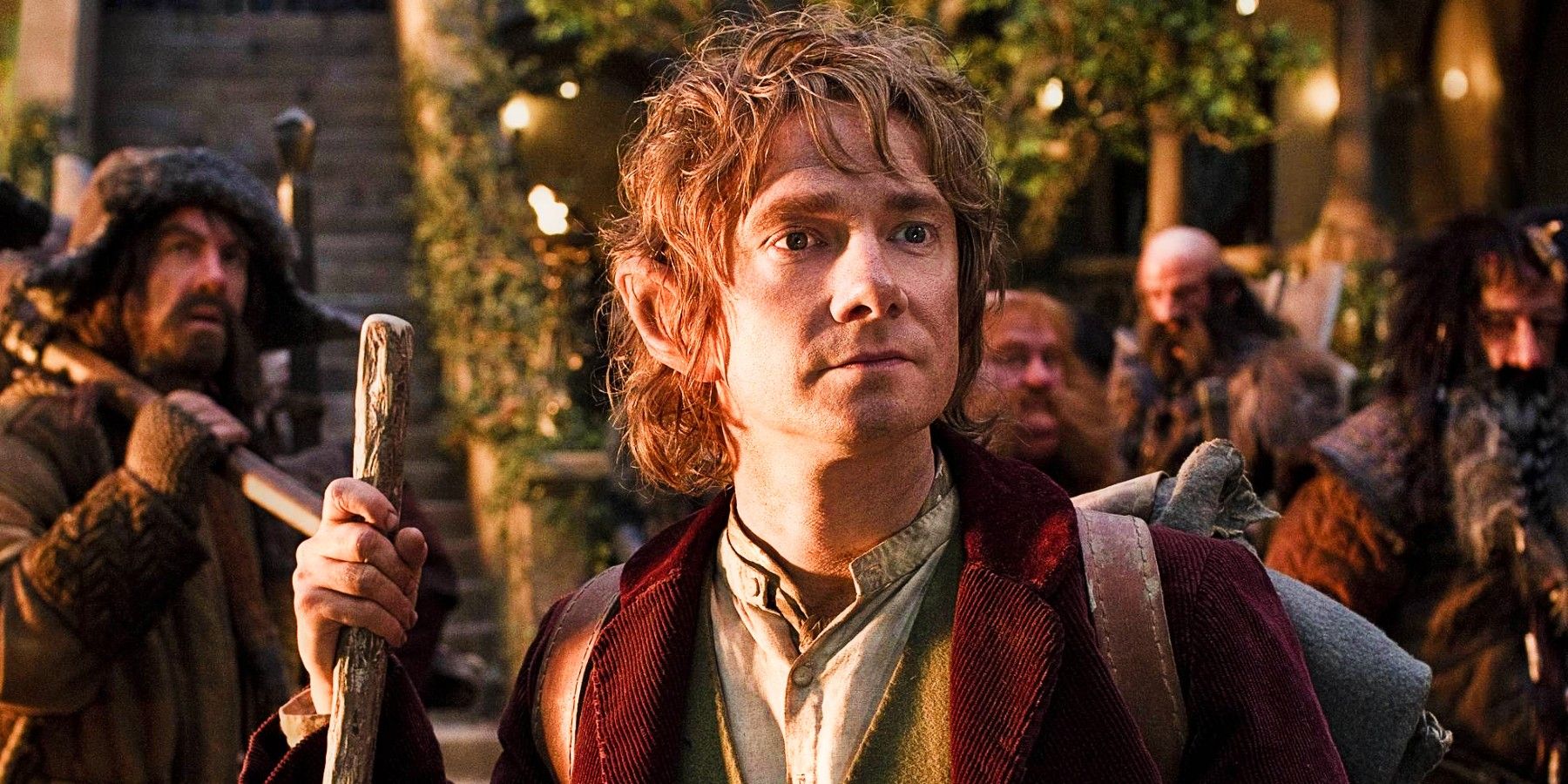 Bilbo looking to the distance in Hobbit Unexpected Journey